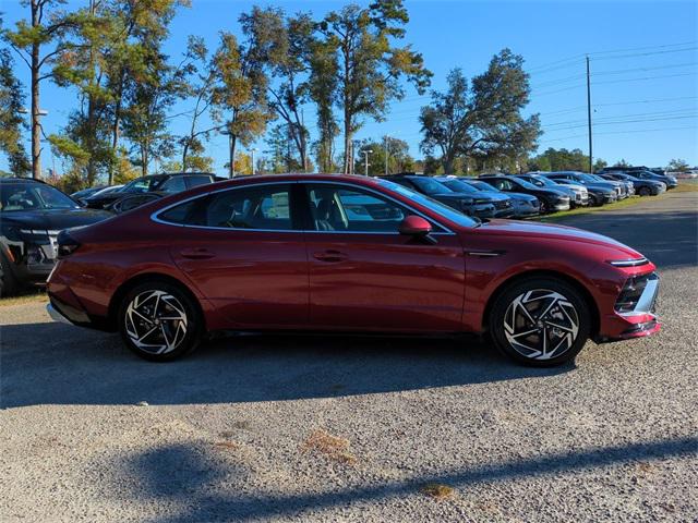 2026 Hyundai Sonata SEL Sport photo 4