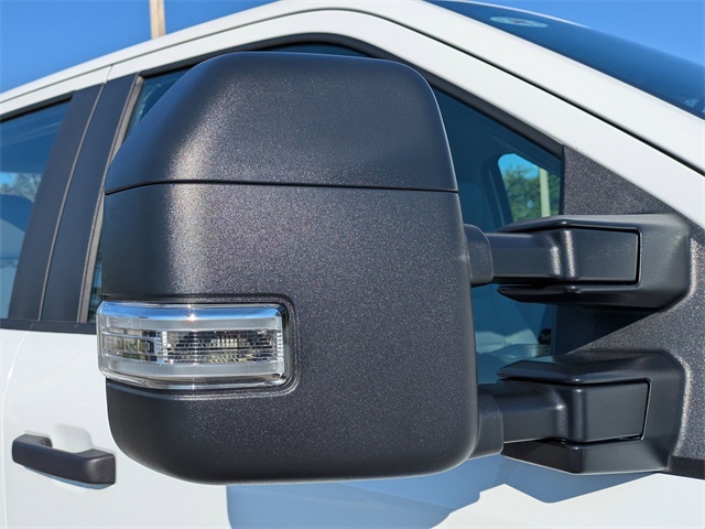 2026 Ford F-350 photo 12