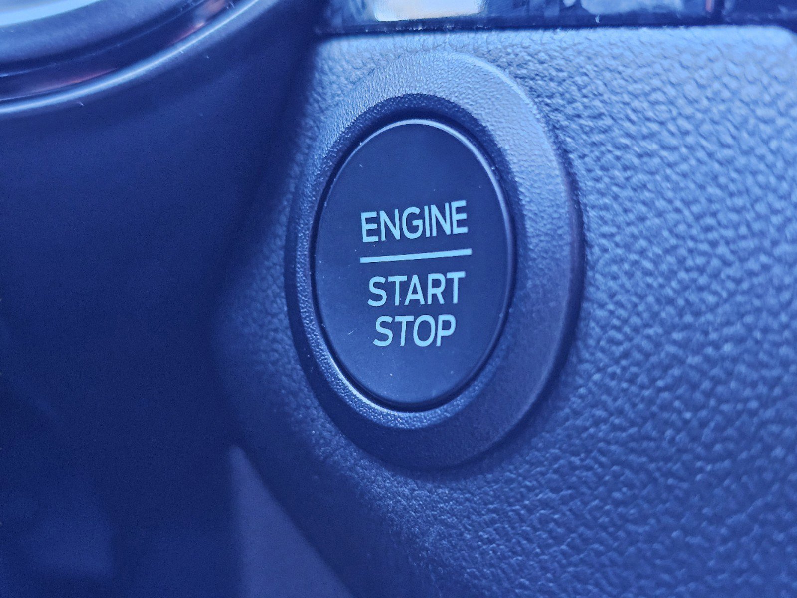 2024 Ford Escape ST-Line photo 16