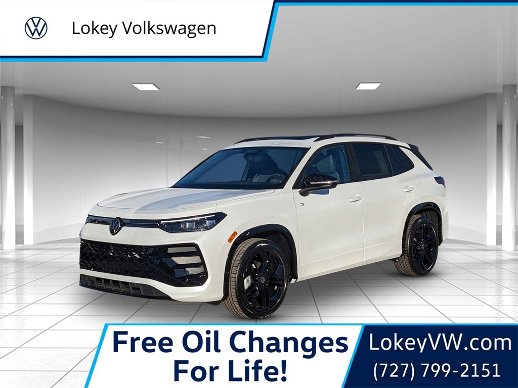 2026 Volkswagen Tiguan SE R-LINE BLACK's photo