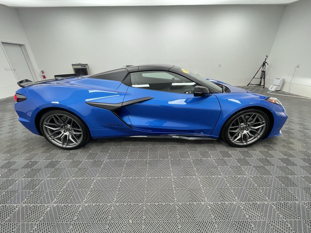 2025 Chevrolet Corvette Z06 1LZ photo 6