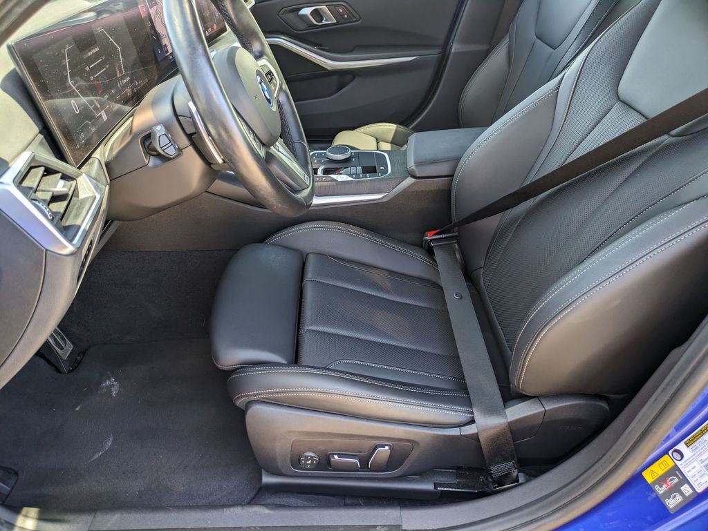 2024 Bmw 330e photo 11