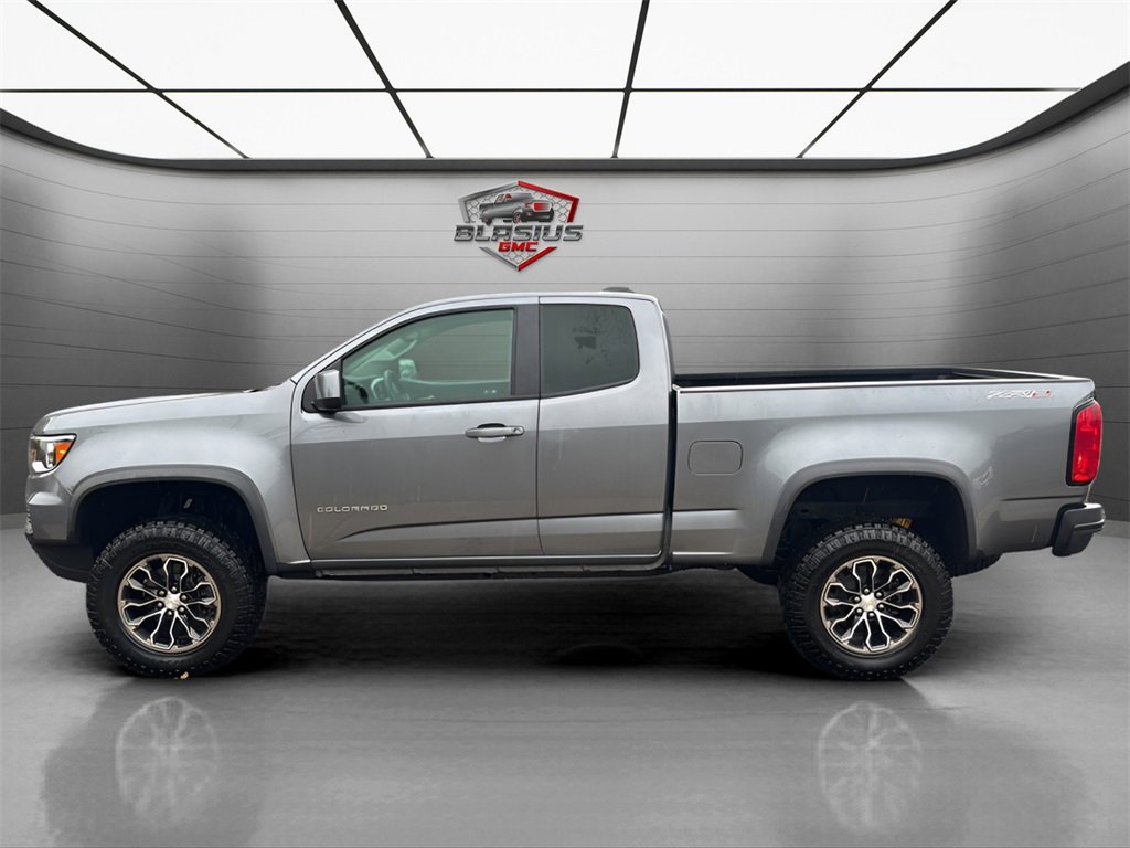 2021 Chevrolet Colorado ZR2 photo 2
