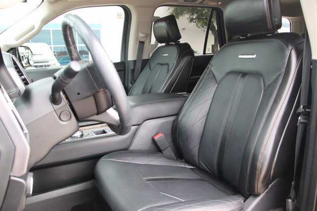 2020 Ford Expedition Platinum photo 17