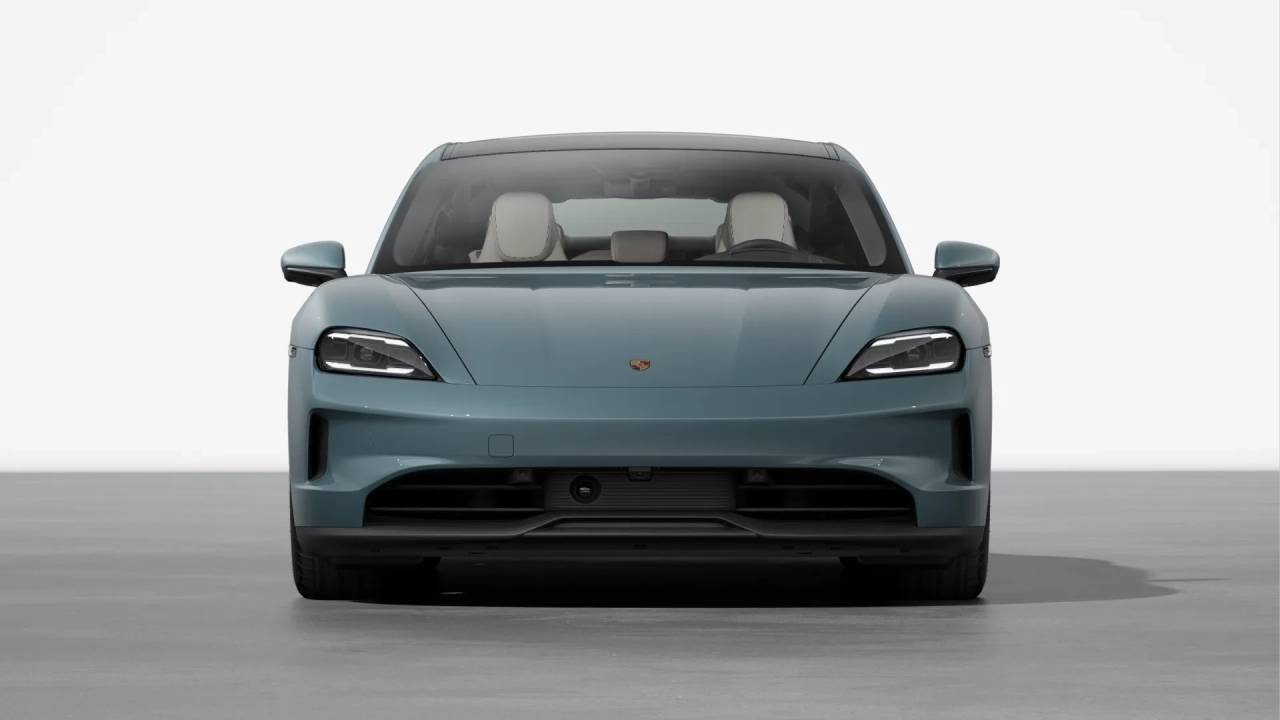 2025 Porsche Taycan S photo 9