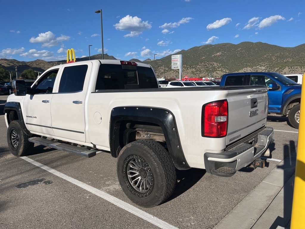 2019 Gmc Sierra 2500 HD Denali photo 4