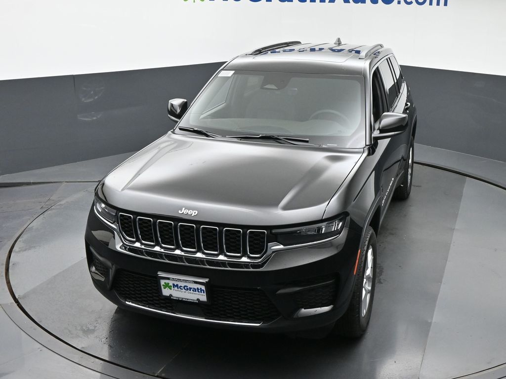 2025 Jeep Grand Cherokee Laredo X photo 19