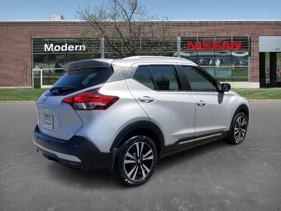 2020 Nissan Kicks SR photo 4
