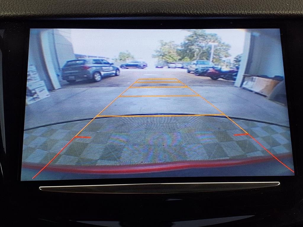 2015 Cadillac SRX Luxury photo 2