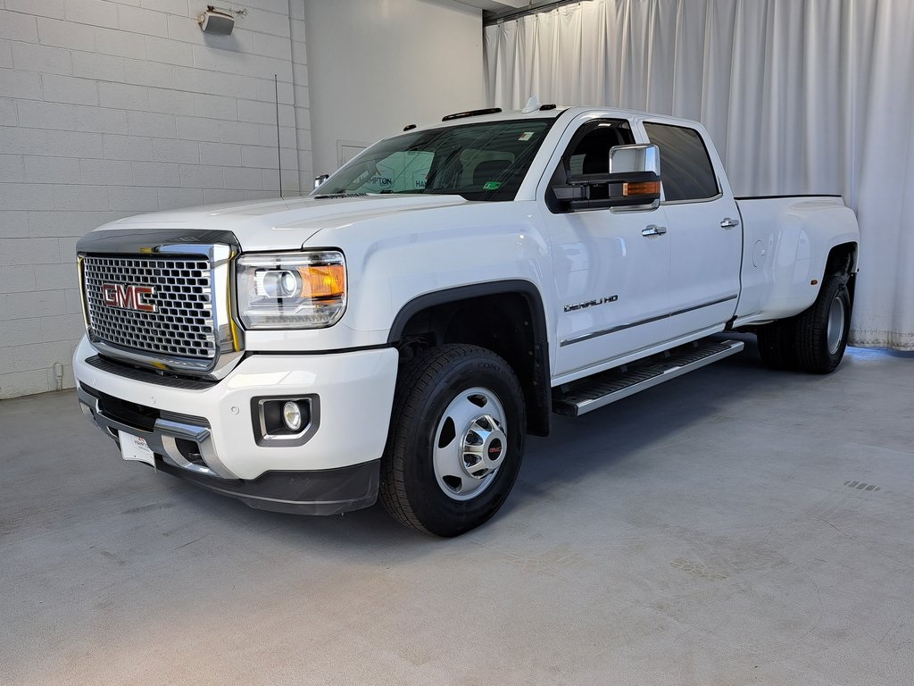 2016 Gmc Sierra Denali photo 2