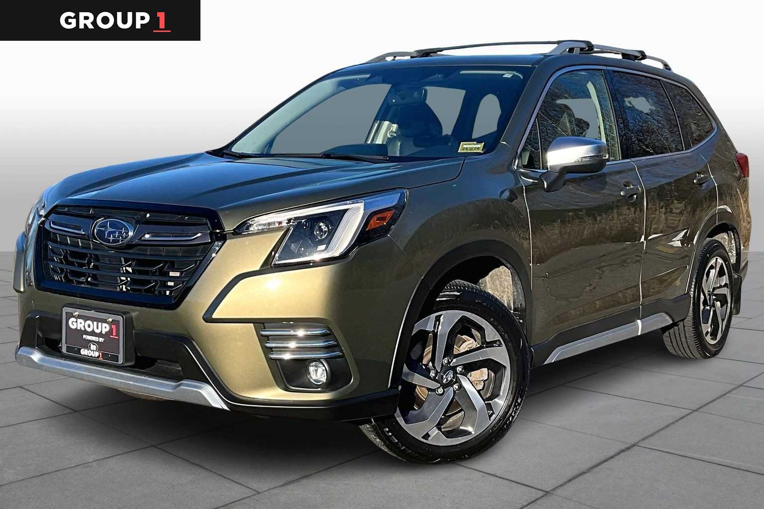 2023 Subaru Forester Touring's photo