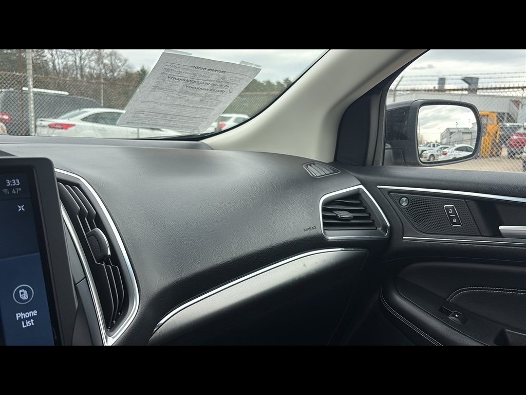 2022 Ford Edge Titanium photo 14