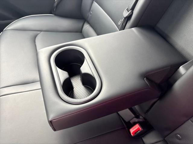 2025 Kia K4 GT-Line photo 17
