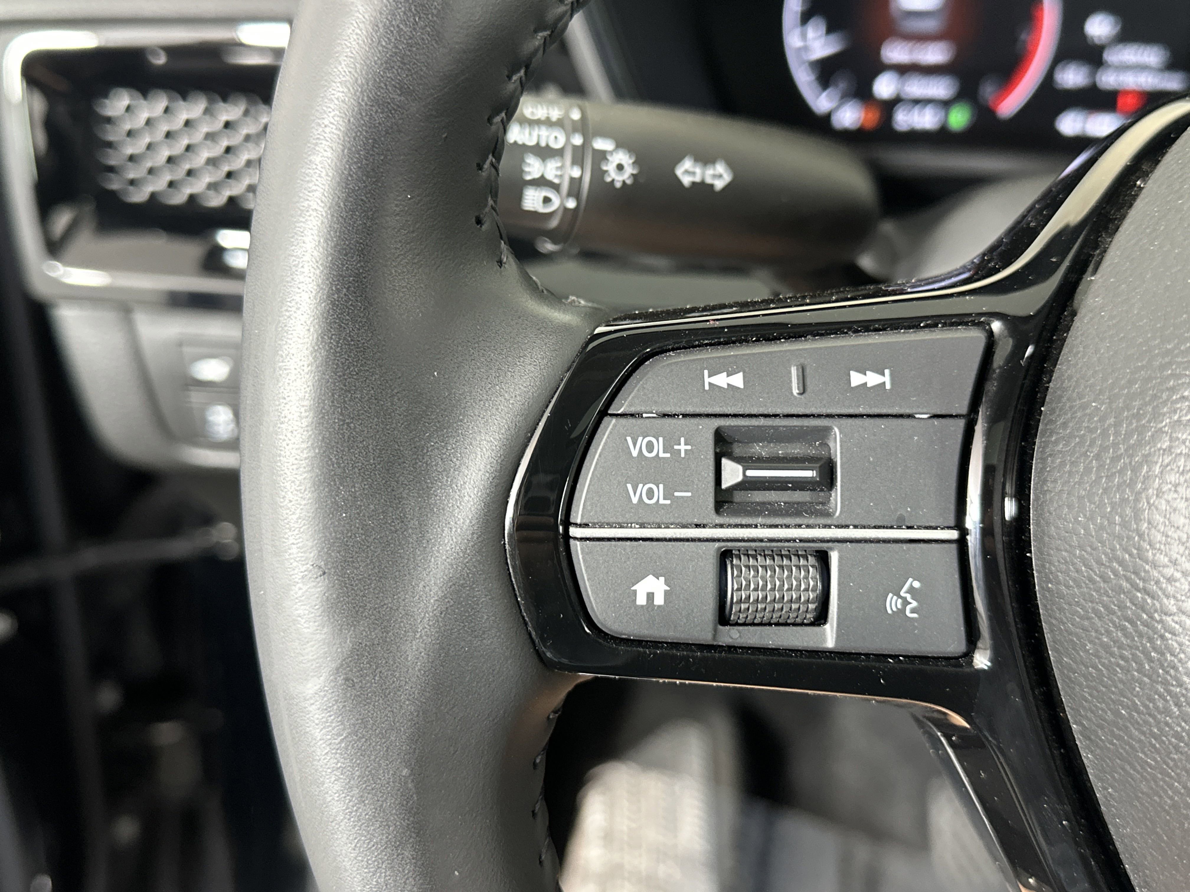 2024 Honda CR-V EX-L photo 2