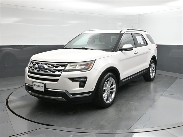 2018 Ford Explorer Limited's photo