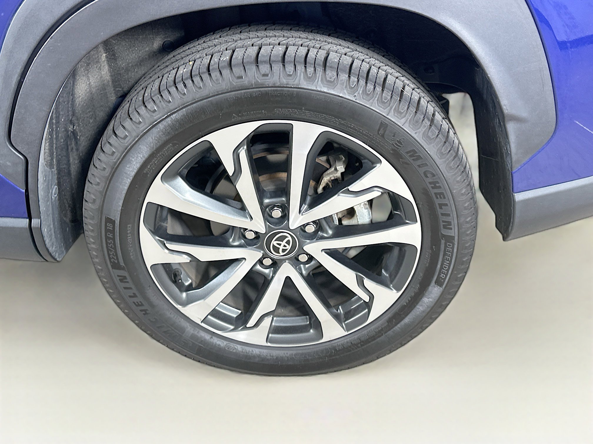 2022 Toyota Corolla Cross XLE photo 10