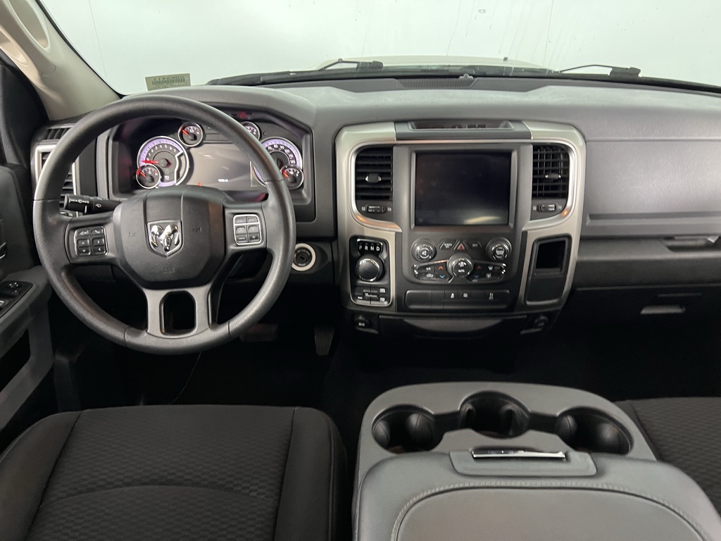 2020 Ram 1500 Classic Warlock photo 9