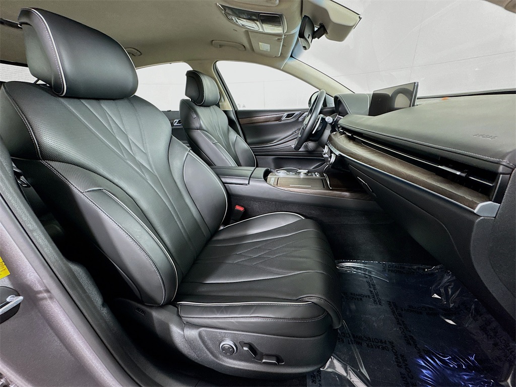 2023 Genesis Electrified G80 photo 10