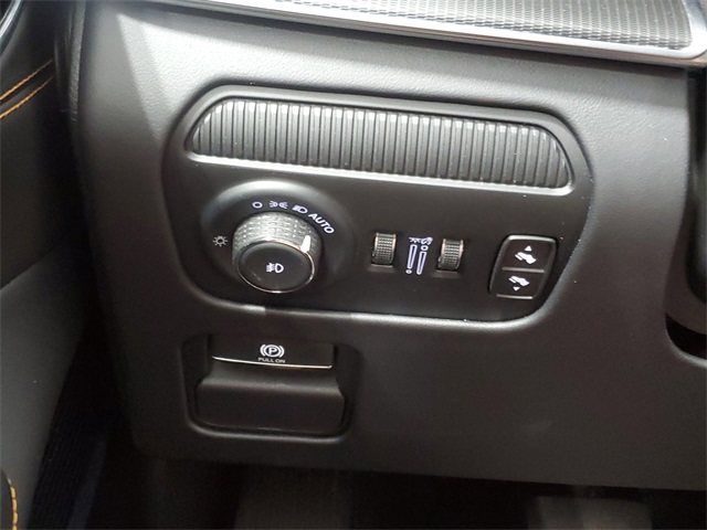 2024 Jeep Grand Wagoneer III photo 11