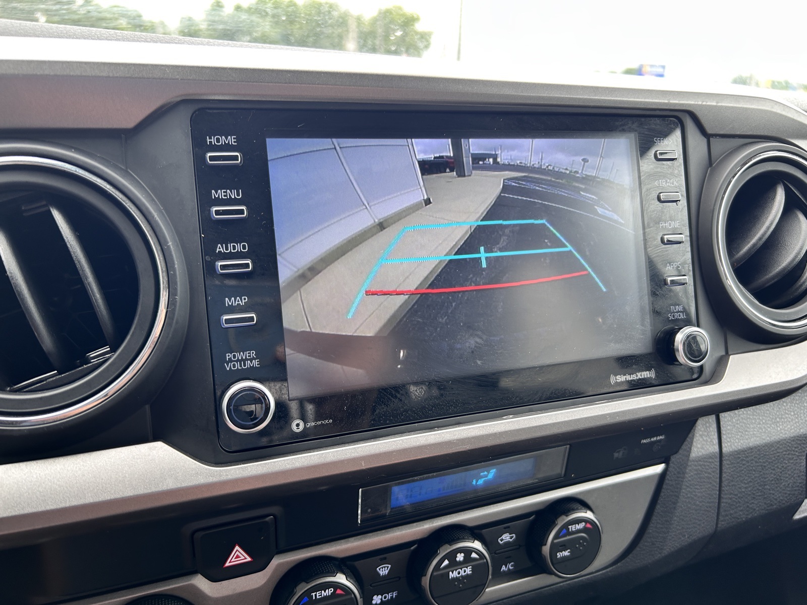 2023 Toyota Tacoma SR5 photo 32