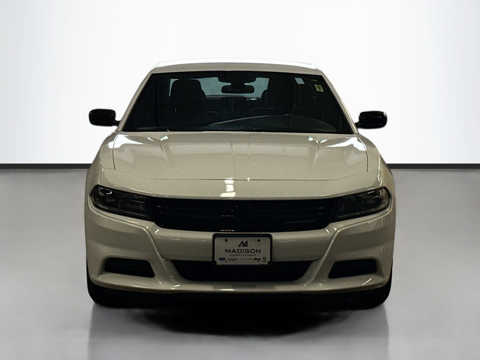 2023 Dodge Charger SXT photo 2