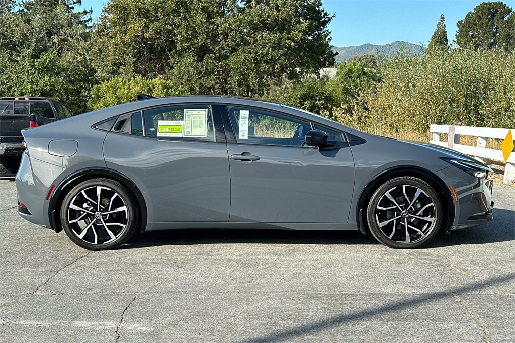 2023 Toyota Prius Prime XSE Premium photo 3