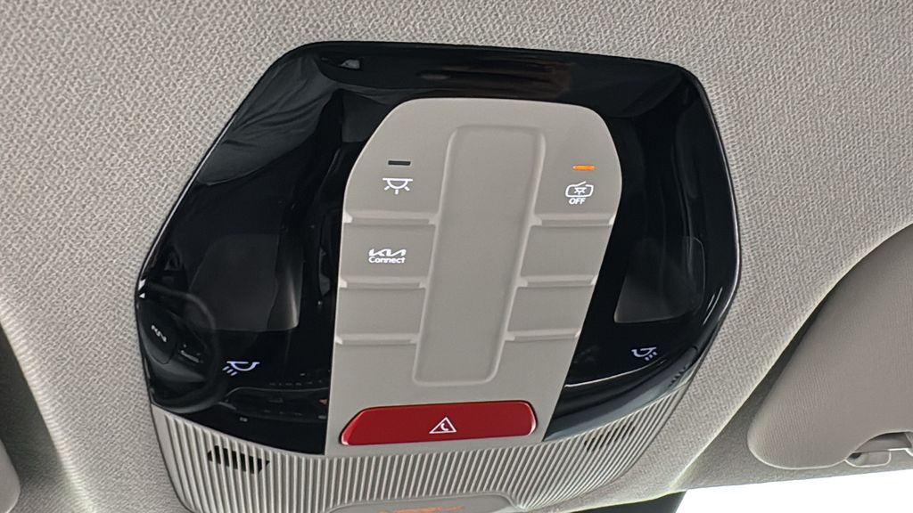 2025 Kia K4 LXS photo 24