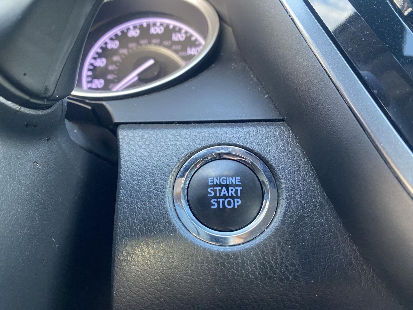 2023 Toyota Camry LE photo 18