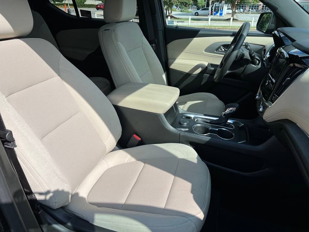 2023 Chevrolet Traverse LS photo 24
