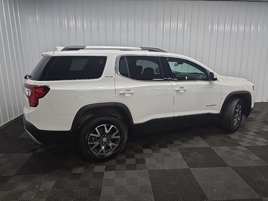 2023 Gmc Acadia SLE photo 3