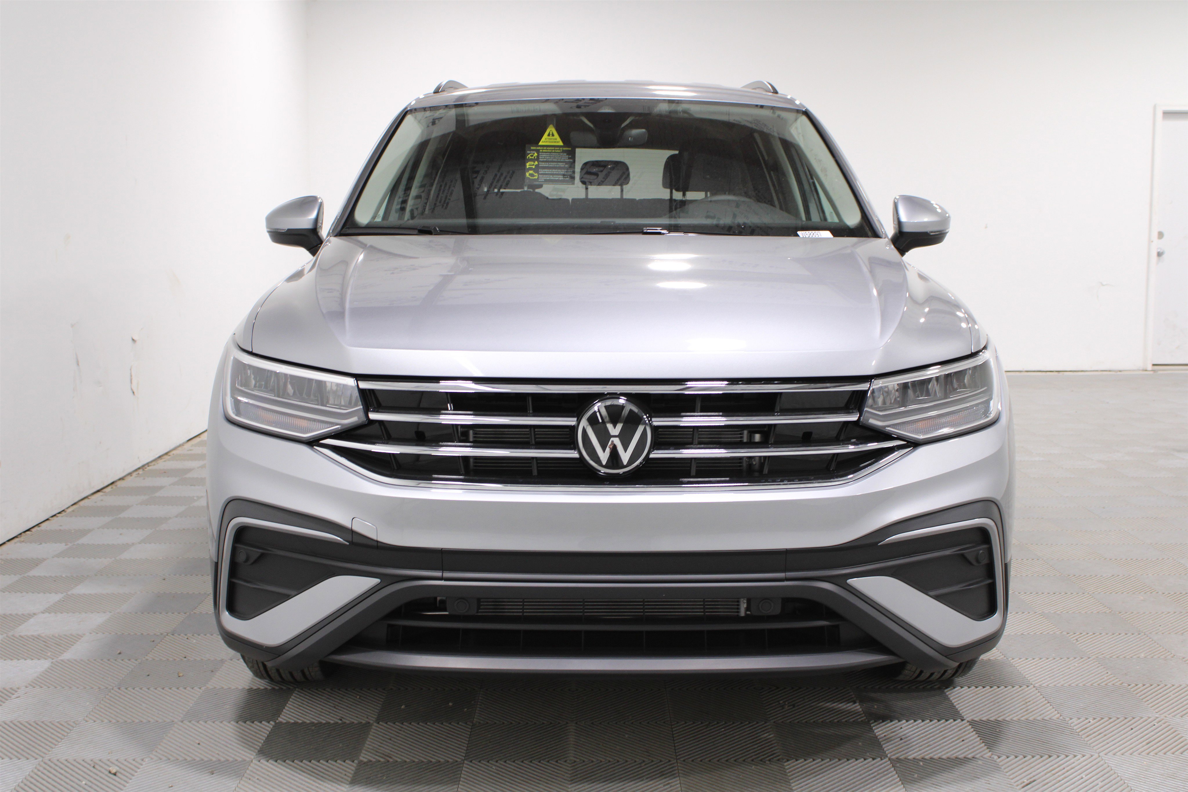 2024 Volkswagen Tiguan S photo 23