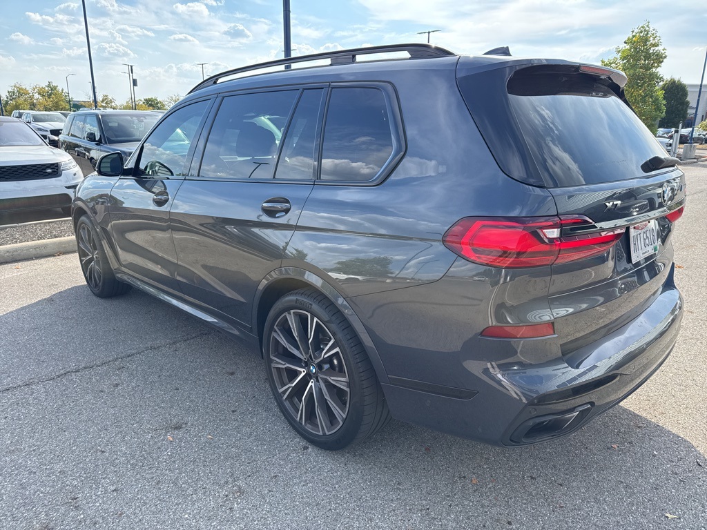 2020 Bmw X7 M50i photo 6