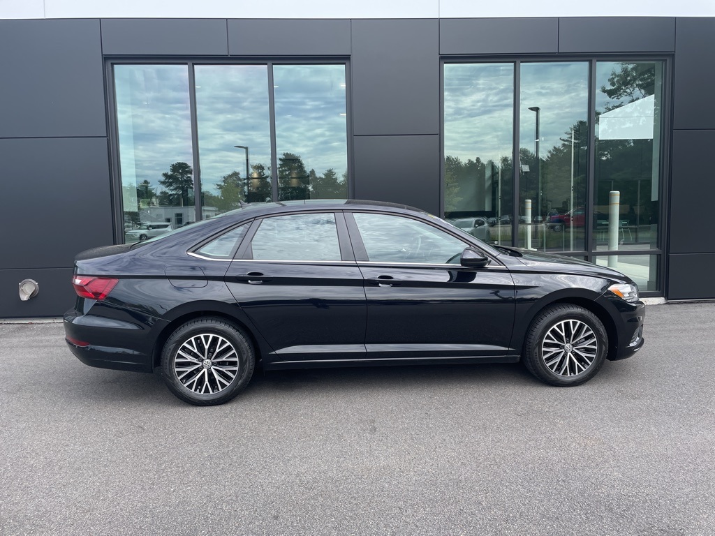 2021 Volkswagen Jetta 1.4T SE photo 2