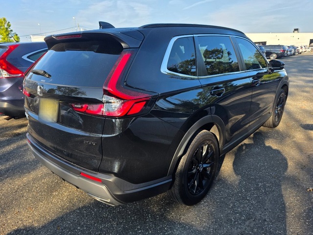 2023 Honda CR-V Hybrid Sport photo 2