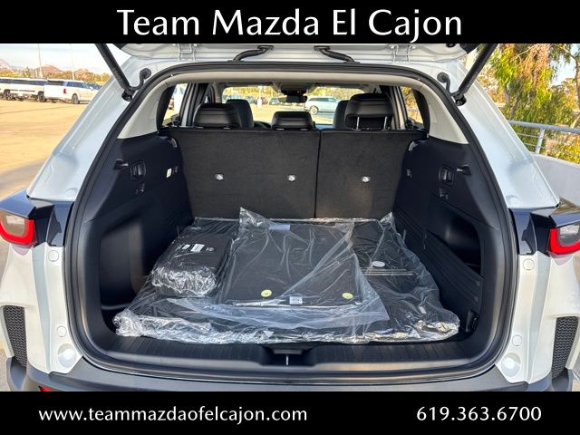2025 Mazda CX-50 Premium photo 19