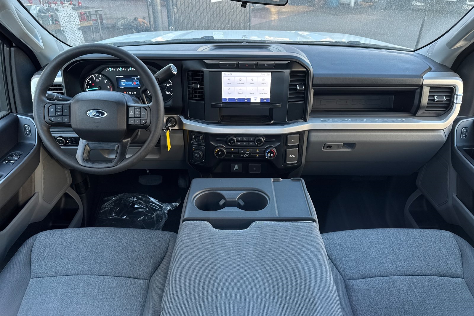2024 Ford F-250 XL photo 11
