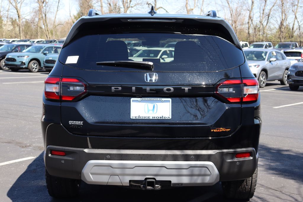 2025 Honda Pilot TrailSport photo 4