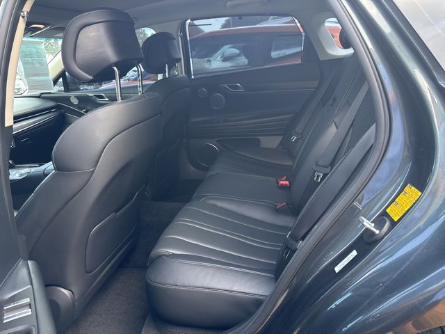 2022 Genesis G80 2.5T AWD photo 8