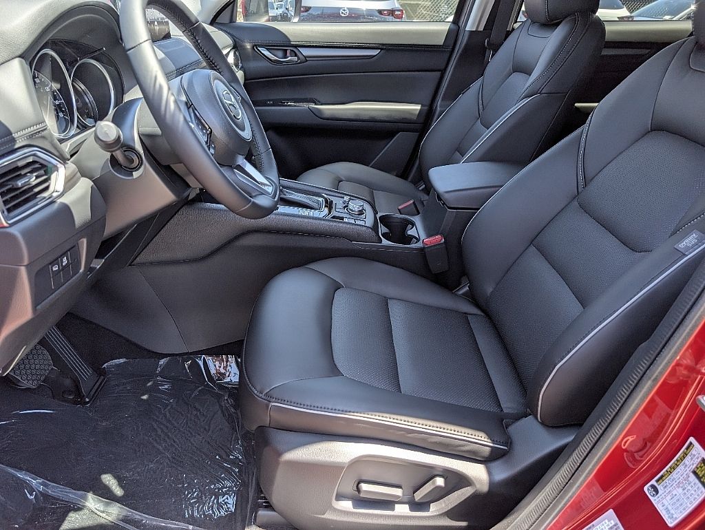 2025 Mazda CX-5 2.5 Select photo 20