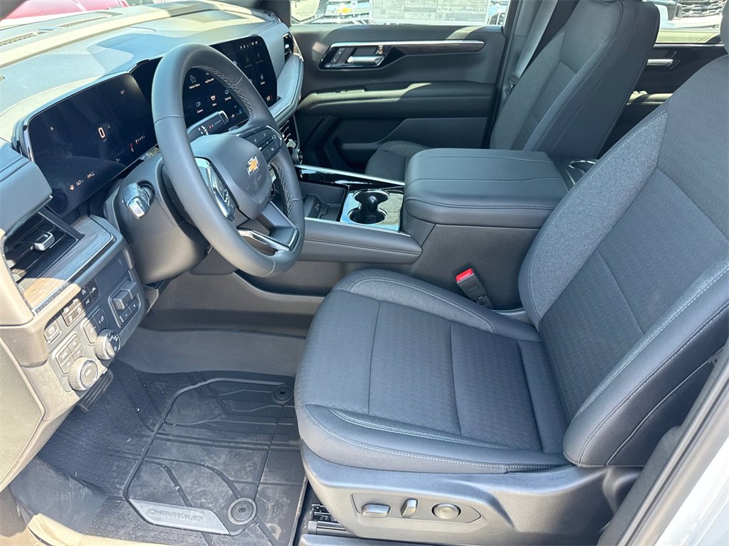 2025 Chevrolet Tahoe LS photo 14