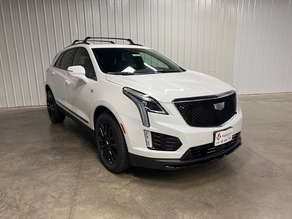 2026 Cadillac XT5 Sport's photo