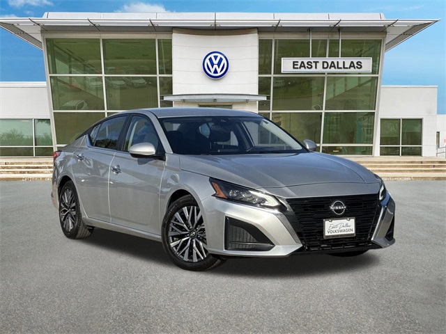 2023 Nissan Altima SV