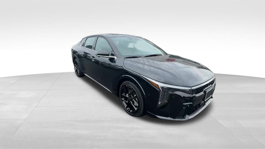 2025 Kia K4 GT-Line Turbo photo 8