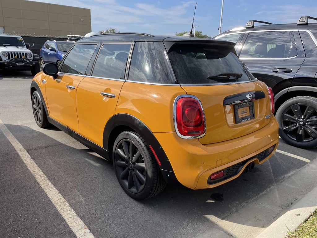 2016 Mini Cooper Hardtop S photo 3