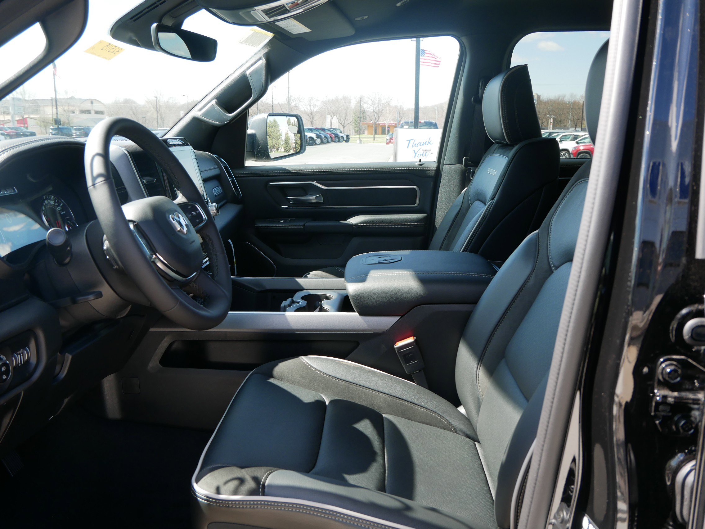 2025 Ram 1500 Laramie photo 8