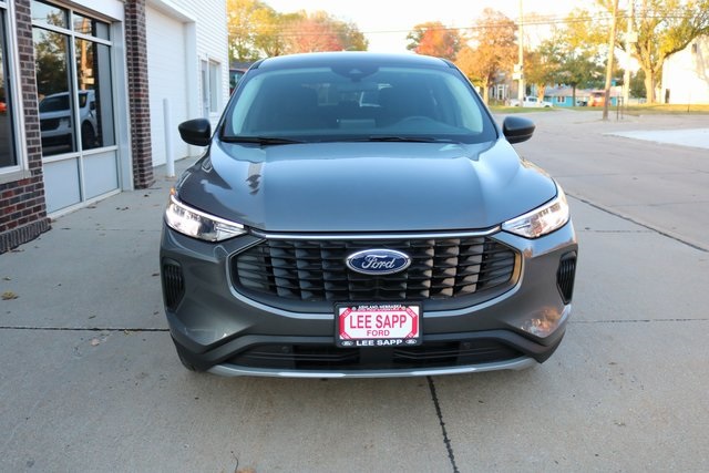 2026 Ford Escape Active photo 2