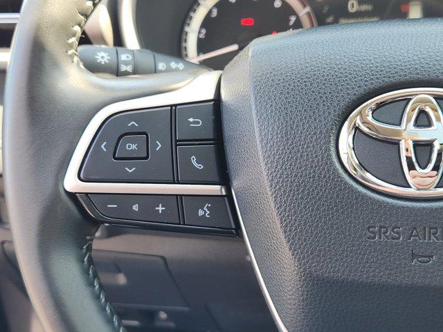2024 Toyota Highlander XLE photo 17