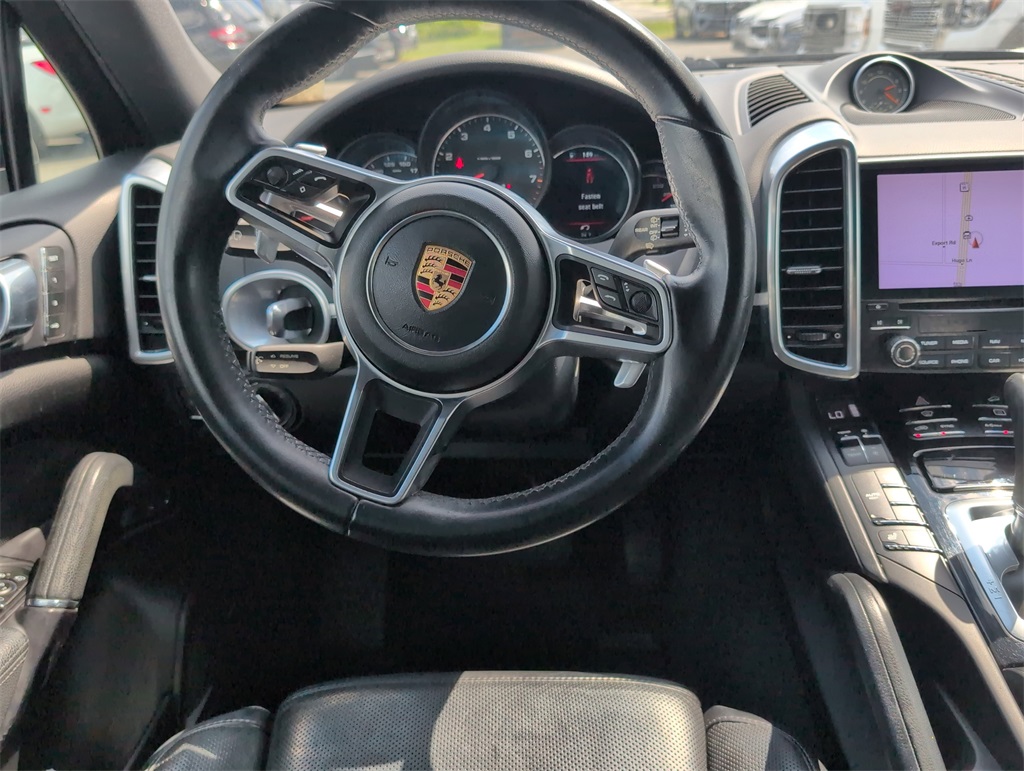 2017 Porsche Cayenne Platinum Edition photo 15