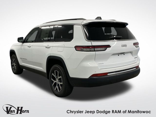 2025 Jeep Grand Cherokee Limited photo 3