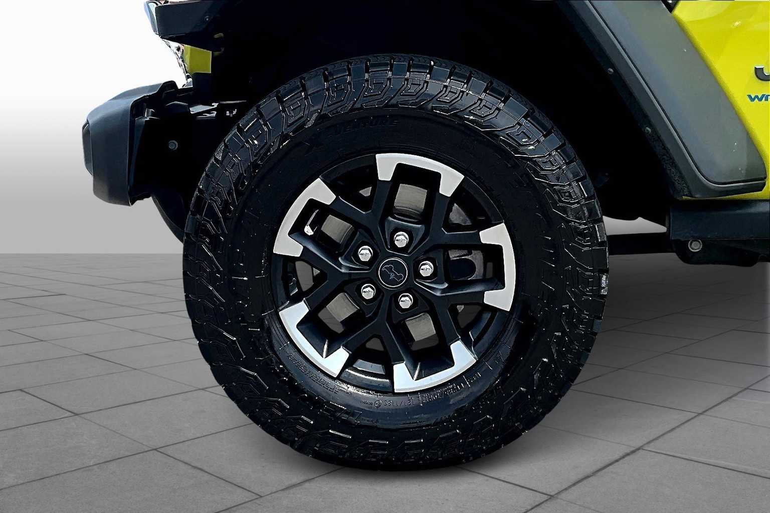 2024 Jeep Wrangler 4xe Rubicon photo 10